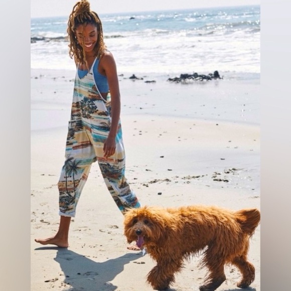 FREE PEOPLE Movement Printed Hot Shot Onesie in Seaside Combo - Picture 3 of 6